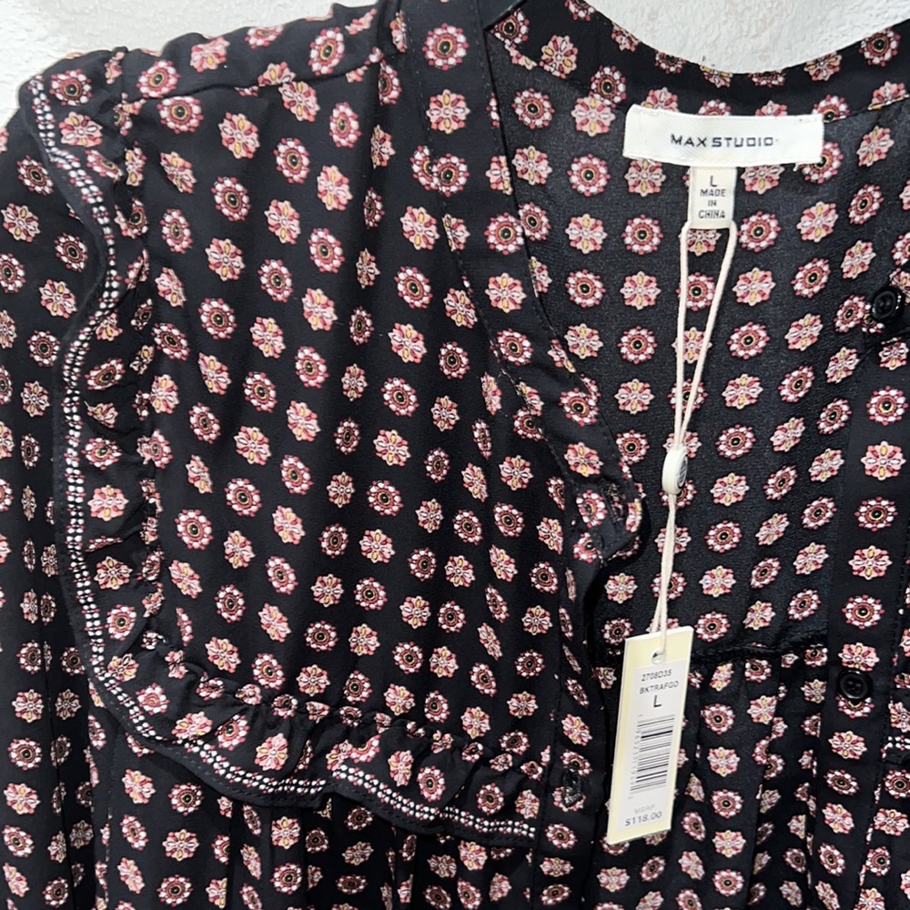 Max Studio Long Sleeve Button Front Size L - image 5